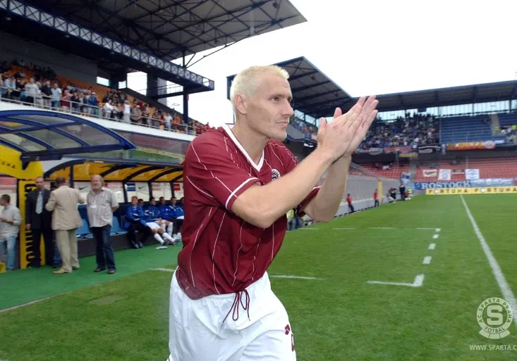 Příběhy české ligy XV: Bouřlivák Abraham nejdřív titul obhajoval ve Spartě a pak jí ho sebral ve Slavii (2007/2008)