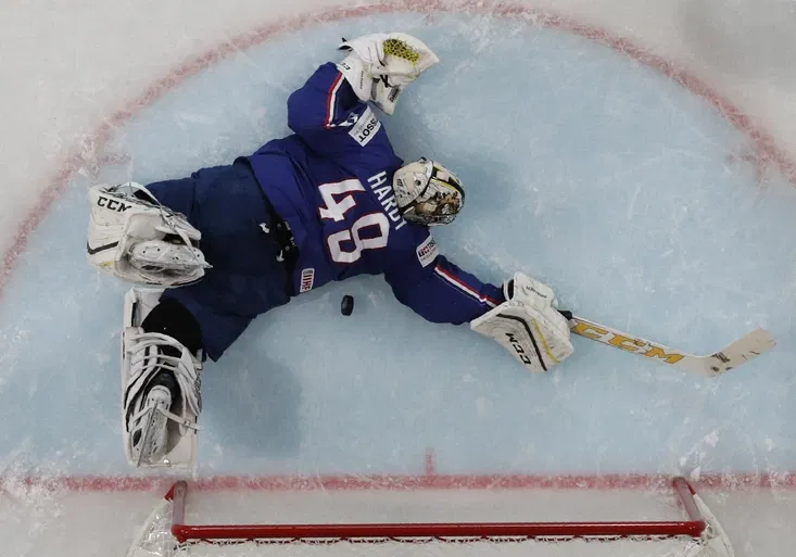 Senzace! Brankář Hardy zničil Finy magickými zákroky! S Francií prohráli 1:5!