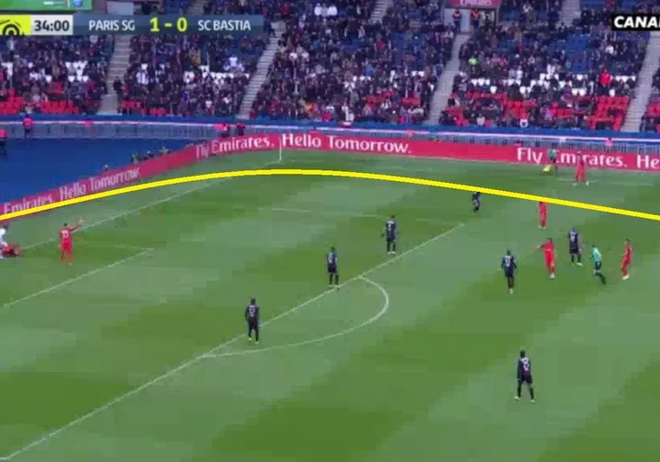 VIDEO: Ostudný podraz! Brankář pomáhal zraněnému, Verratti z PSG mu vstřelil gól!