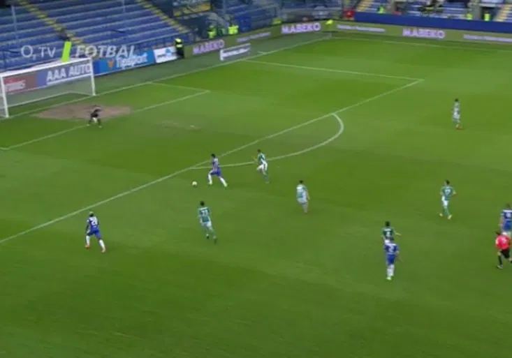 Jako za mlada! Milan Baroš krásným lobem korunoval destrukci Klokanů