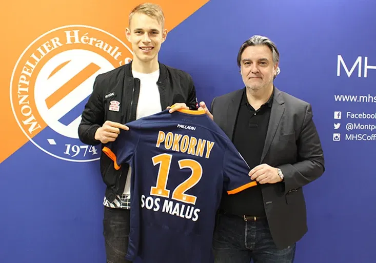 Lukáš Pokorný bydlí patnáct kroků od pláže, místo pomlázky měl větev z palmy!