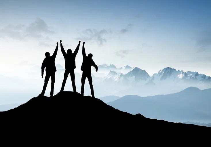 Silhouettes of a team