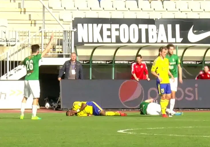 Děsivá srážka v Jablonci! Zlínský Diop už si v sezoně nezahraje!