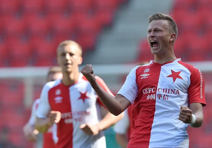 Liga schválila nový herní model! Fanoušci jsou rozčilení. Bude to neregulérní!