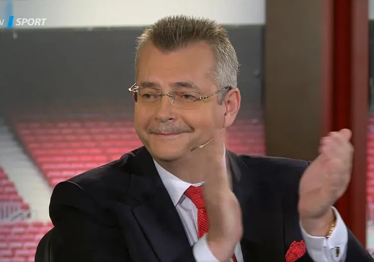 „Za všechny nešvary ve fotbale může Slavia!“ Hejma vysvětlil v TIKI-TAKA Tvrdíkovi, proč si Šural došel pro penaltu s Brnem!