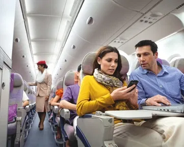 Mobil v letadle už nemusíte vypínat. Většinou