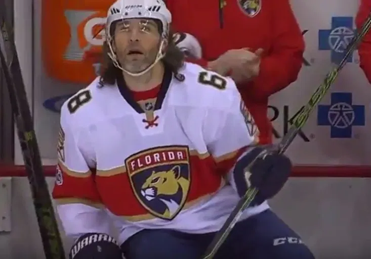 Dojatý Jágr! V Pittsburghu jej uctili parádním videem na kostce