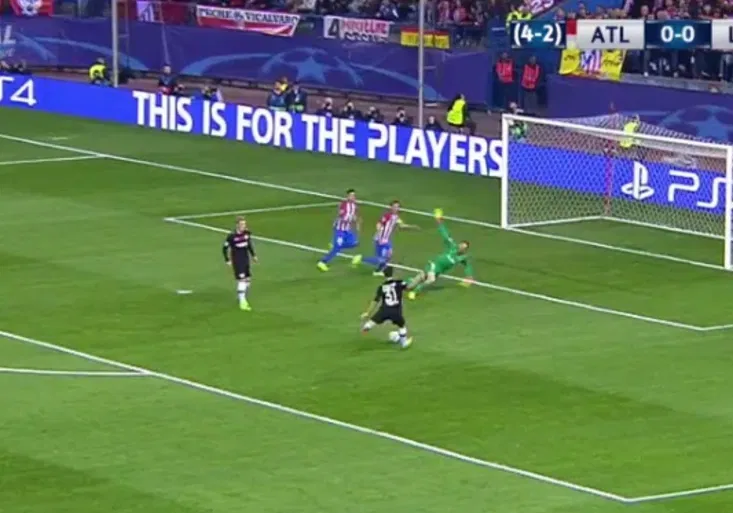 Čaroděj Oblak! Zdeptal Leverkusen a vyděsil legendu Casillase