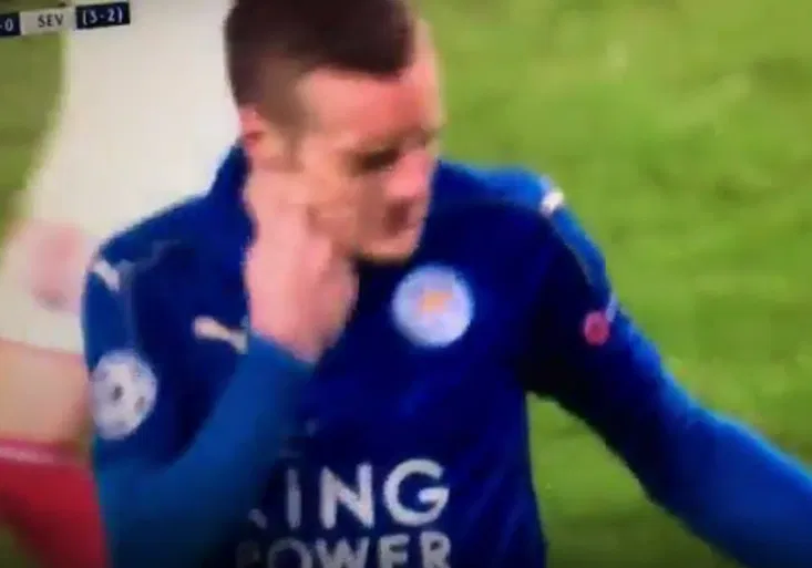 Vardy si sám dal bombu pěstí, ale Leicester senzačně postoupil do čtvrtfinále Ligy mistrů!