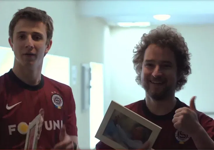 Dobrá r(R)ada nad zlato! Viděl „Laviii“ do budoucnosti, když našel trenéra pro Spartu u slávisty?