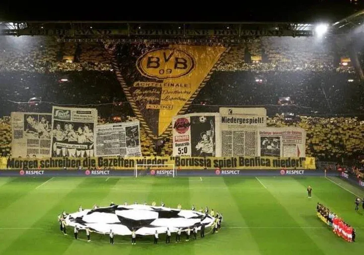 Úchvatné choreo Dortmundu proti Benfice! Co budou o BVB psát noviny?!