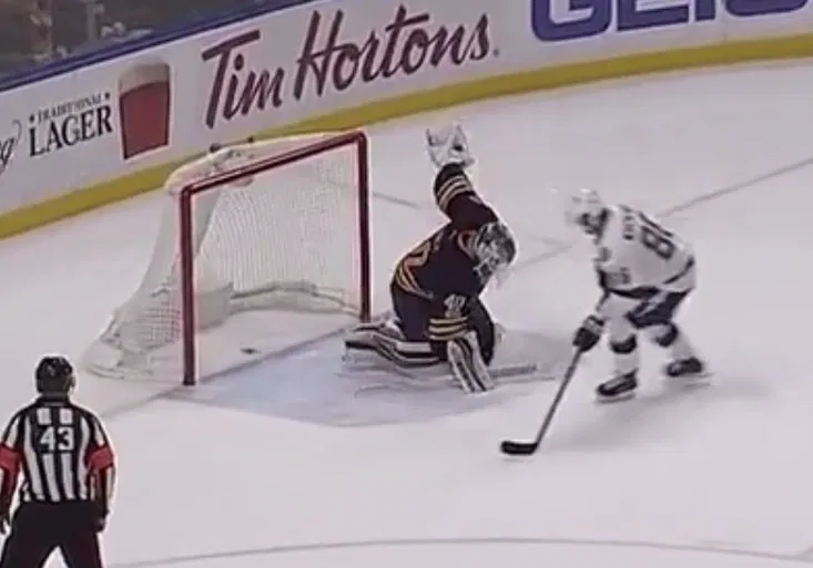 Geniální finta! Kucherov předvedl neuvěřitelný nájezd, nemusel ani vystřelit