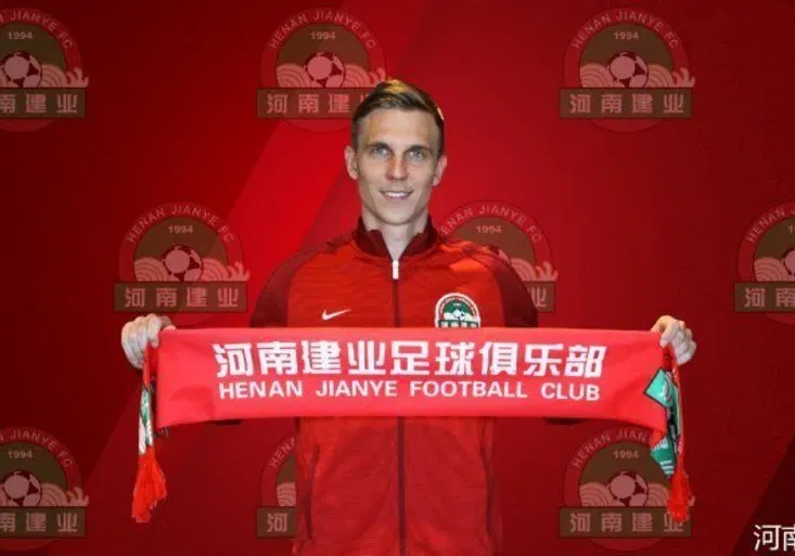 Dočkal definitivně odešel ze Sparty do Číny! Boss Křetínský má zajímavé přání! Souhlasíte s ním?