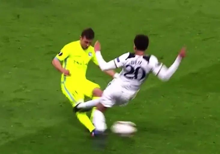 Šílený Alli? Anglická hvězdička předvedla hororový faul, z kterého tuhne krev v žilách!