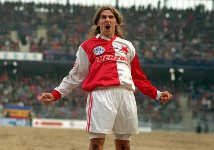 Příběhy české ligy III: Slavia deklasuje Olomouc a nasazuje k mistrovskému trháku (1995/1996)