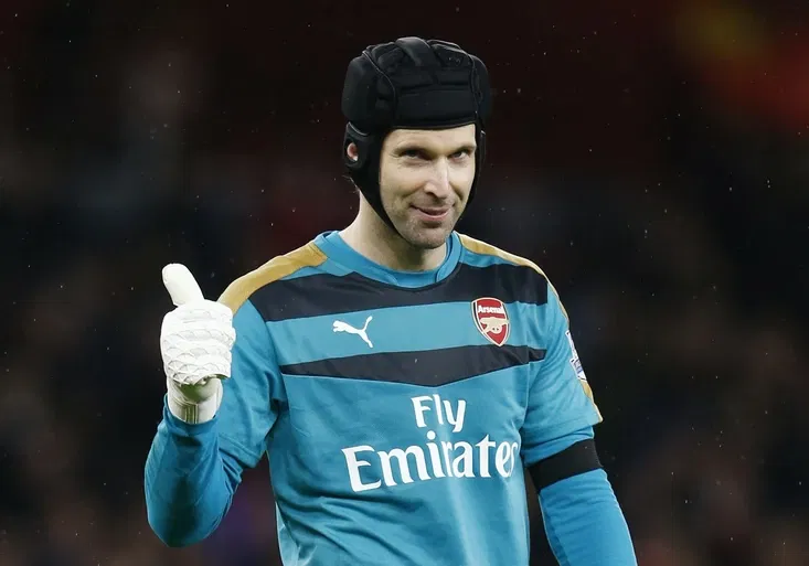 Skončí Čech v Arsenalu? Kdepak, tvrdí jeho agent. Jak tedy vypadá jeho budoucnost?