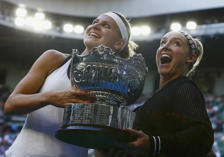 Parádní vítězný taneček! Titul z Austrálie nakonec vyfoukla Hlaváčkové Lucie Šafářová! Jak slavila?