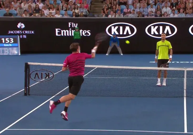 Zákeřný kruťák Wawrinka? Kližana napral míčkem přímo mezi nohy!