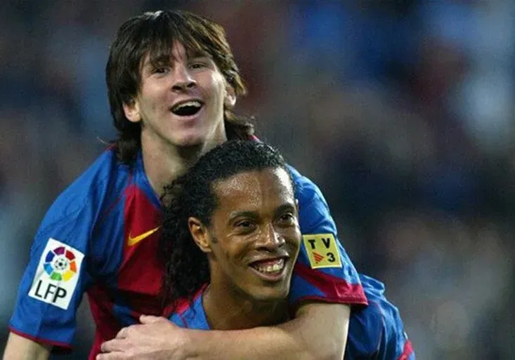 Kouzelný Ronaldinho! Co napsal svému 8letému já o Messim?