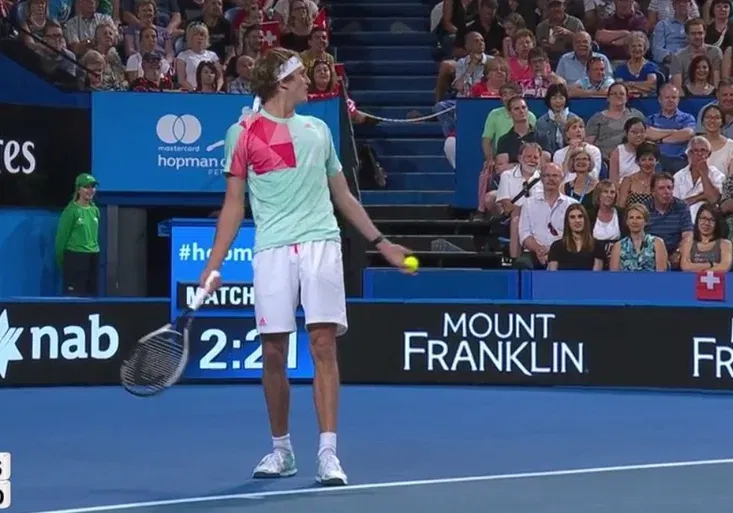 Zverev porazil Federera a získal si australské publikum! Jak brilantně odpověděl na výkřik z hlediště?