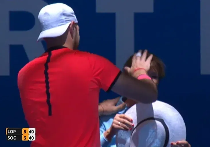 Tenisový rytíř Sock! Jak utěšil rozhodčí, kterou dělovým podáním sestřelil Lopez?