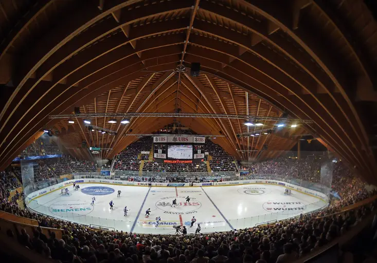 Spengler Cup živě na O2 TV Sport. Hradec Králové chce do finále!
