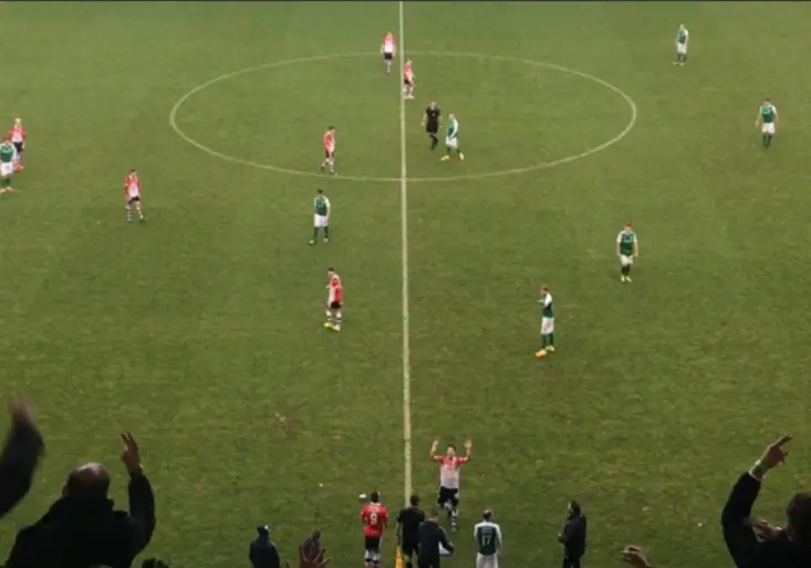 Rudolf Skácel na Vánoce provokoval fanoušky soupeře. Proč jim ukázal 6 prstů?