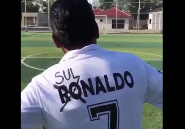 Tlouštík SULNALDO ovládl internet! Jak Ind nevídaně paroduje Cristiana Ronalda?