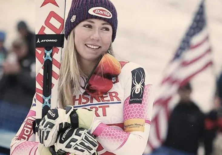 Pánové, máte šanci! Půvabná a úspěšná lyžařka Shiffrinová touží jít na první rande