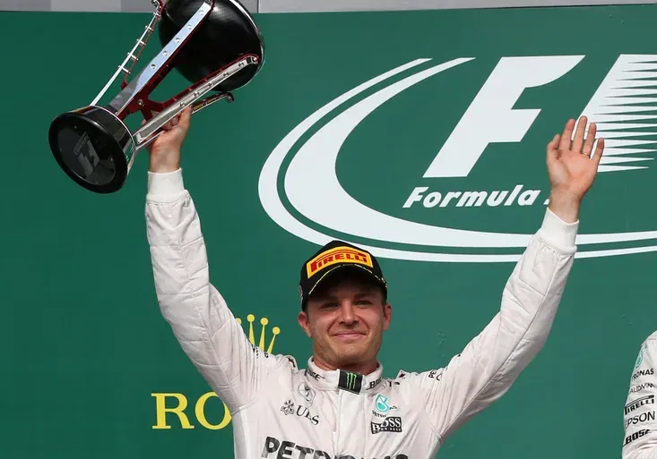 Šok! Vyhrál titul mistra světa a oznámil konec! Proč Rosberg opouští F1?