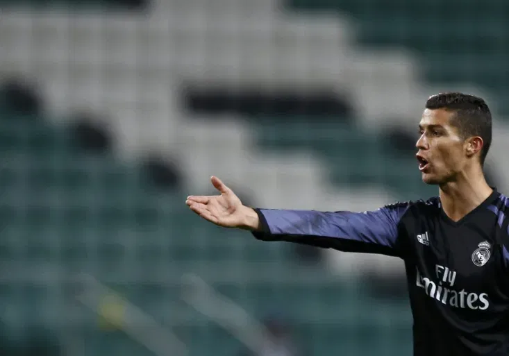 Nejhorší přihrávka RONALDOVY kariéry? „Chytrý“ pas ulovil nakonec Čech!