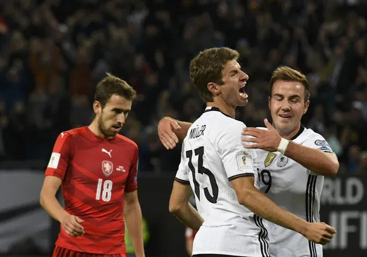 VIDEO: Němci snadno rozebrali českou obranu. Proč ale sudí neuznal gól Krejčímu?