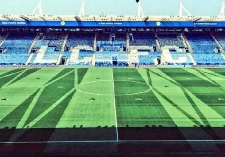 Konec pompézních trávníků? Leicester City se musí na Ligu mistrů krotit! Nařídila to UEFA!