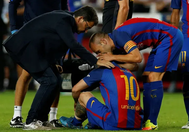 VIDEO: Smůla! Atlético parádně srovnalo sotva se MESSI zranil. Jak dlouho bude Barceloně chybět?