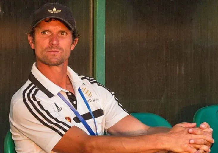 Dukla má nového hlavního kouče. Jak zvládne Hynek malé pražské derby proti klokanům?