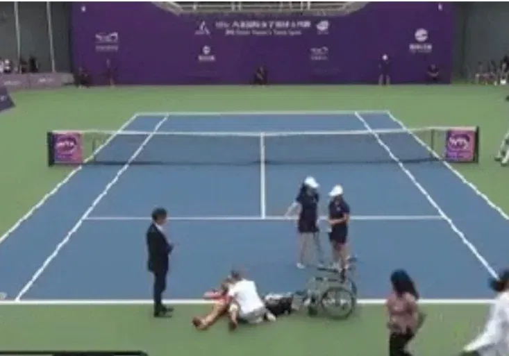 Bizarní titul pro "tu druhou" Plíškovou! Japonka vzdala dva míčky před výhrou!