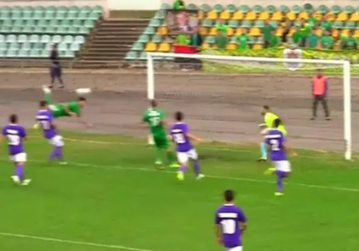 Nejkrásnější gól roku? Ukrajinec předvedl parádního škorpióna