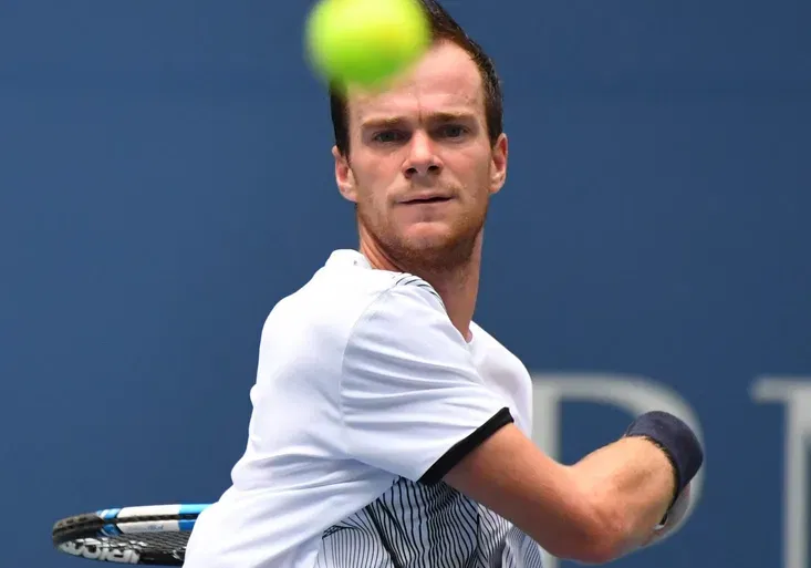 VIDEO: Šátral s Monfilsem bavili na US Open, Kvitová postupuje, Veselý Djokovičovi vzdal