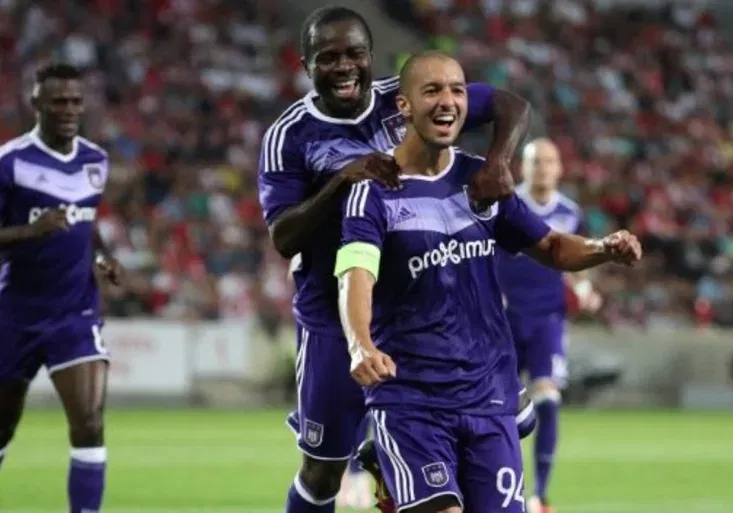 Katastrofální druhá půle, Slavia dostala výprask. Jak parádně se trefil Hanni?