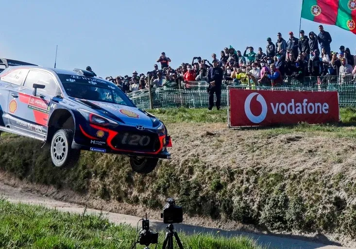 Seriál WRC se vrací do Evropy. O slovo se hlásí Portugalská rallye s ikonickým skokem!