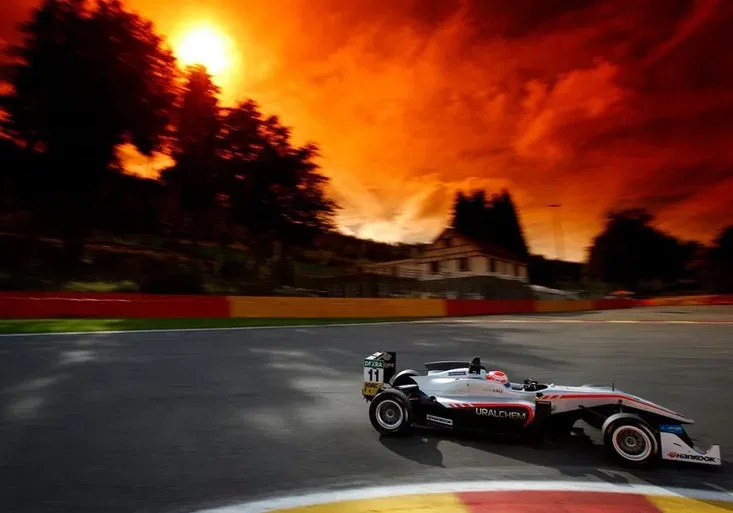 Formule Richarda TESAŘE: Legendární trať Spa-Francorchamps oddělí zrno od plev