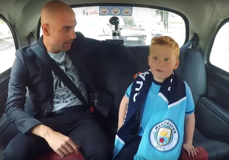 Dojemné VIDEO: Guardiola překvapil malého fanouška! Ten pak chtěl volat MESSIMU!