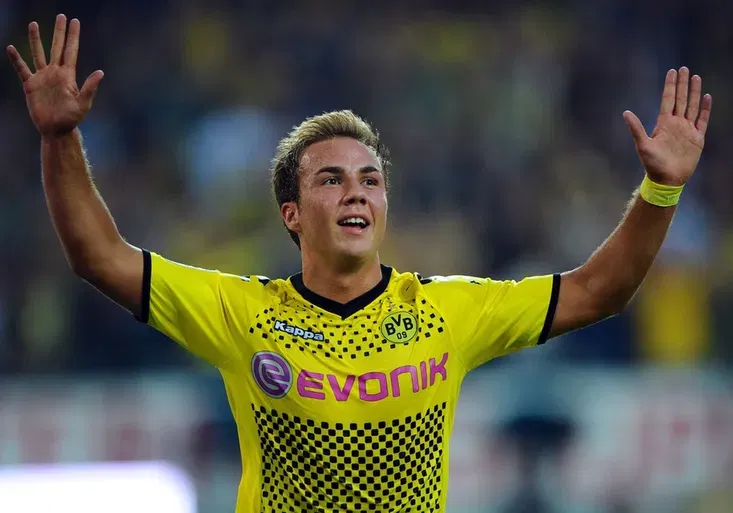 Jidáš je zpátky! Jak přijmou Götzeho návrat fanoušci Dortmundu? Co mu vzkazovali na jaře?