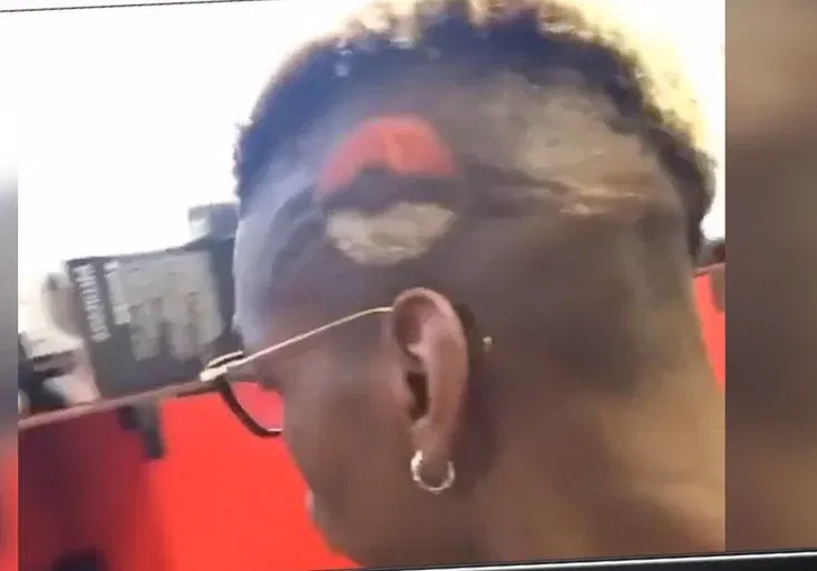 Leopard i Pokémoni. Pogba je jasným fotbalovým králem komedií na hlavě!