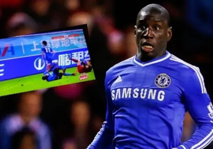 Hrůzostrašné zranění v čínské lize! Bude muset bývalý útočník Chelsea Ba skončit s fotbalem?