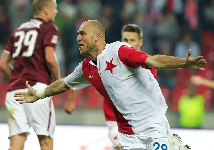 Kapitán přes palubu! Slavia se loučí s Latkou. Tvrdík věří, že se legenda do klubu ještě vrátí