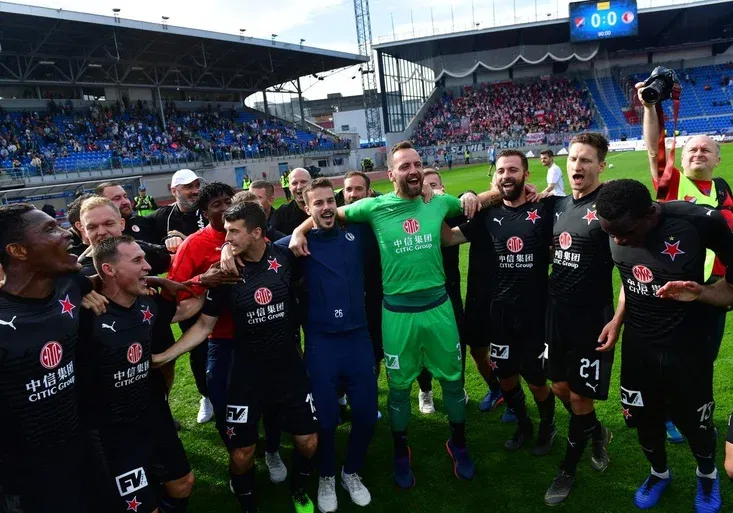Čtvrté kolo nadstavby: Slavia slaví titul! Baník se vrátil do hry o pátou příčku