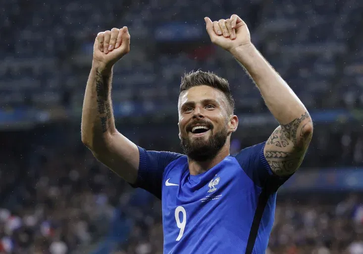 Francie je v semifinále! Islanďany nezlomil ani závěrečný debakl