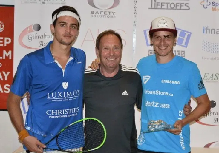 Dobrodružství squashisty Koukala. O titul na Gibraltar Open jej nepřipravilo ani krvavé zranění