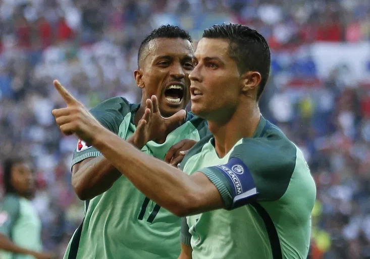 Rekordman Ronaldo! Odvrátil blamáž a luxusně vystřelil postup pro Portugalsko